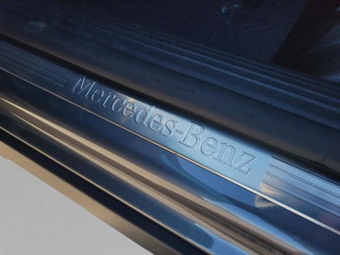 Certified 2023 Mercedes-Benz GLA 250 4MATIC image 17