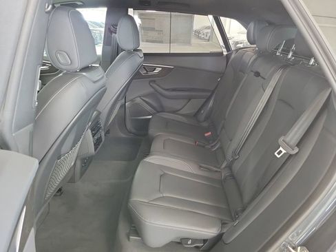 Used 2025 Audi Q8 Premium Plus AWD/4WD image 19