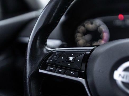 Used 2019 Nissan Altima 2.5 SR w/ SR Premium Package image 12