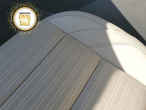 Certified 2024 Lincoln Nautilus Reserve w/ Equipment Group 202A image 25