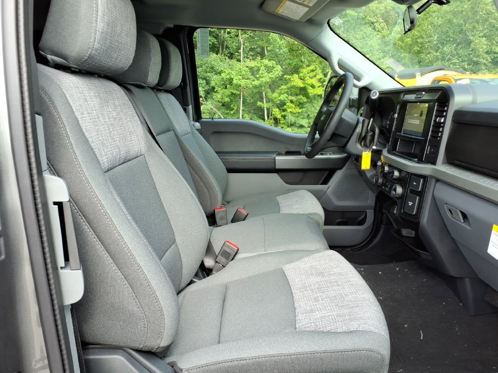 New 2026 Ford F350 XLT w/ FX4 Off-Road Package AWD/4WD image 13