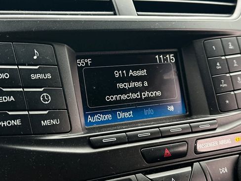 Used 2017 Ford Explorer XLT image 19