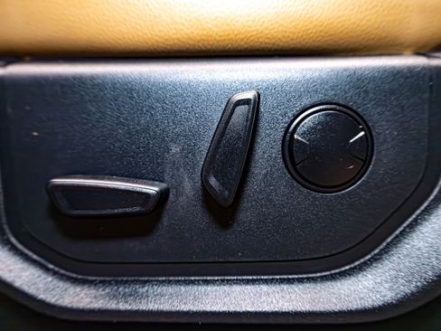 Used 2022 Ford F450 Lariat w/ FX4 Off-Road Package image 22