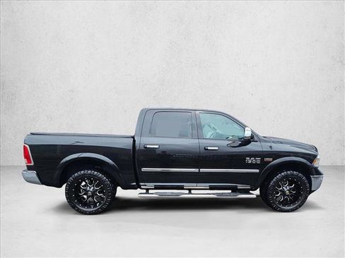 Used 2017 RAM 1500 Laramie w/ Convenience Group AWD/4WD image 6