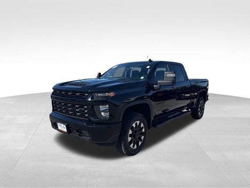 Used 2020 Chevrolet Silverado 2500 Custom w/ Custom Value Package image 2