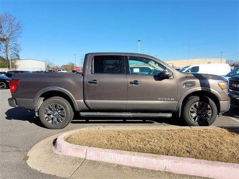 Used 2017 Nissan Titan Platinum Reserve image 2