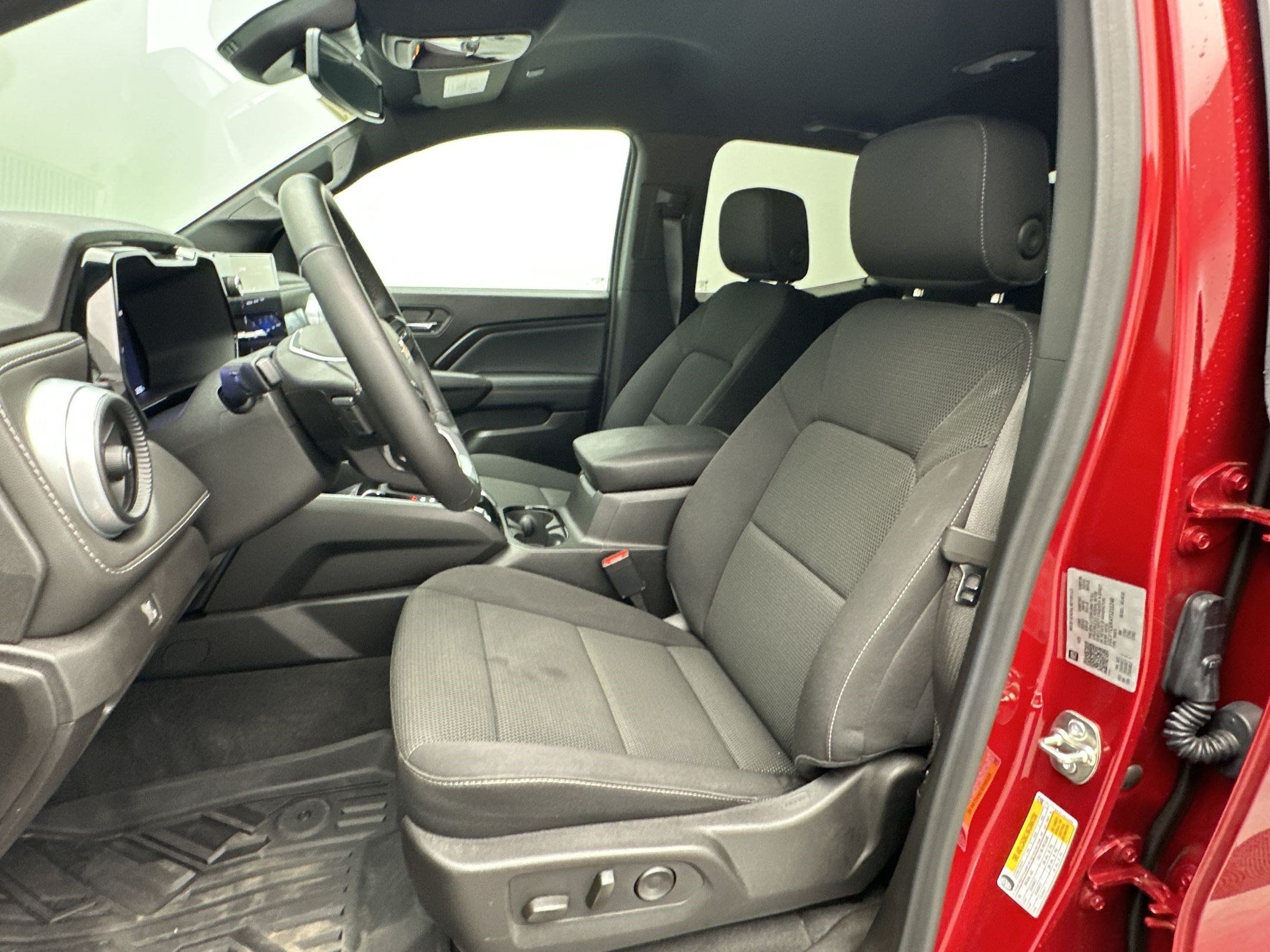 New 2026 Chevrolet Colorado LT w/ Advanced Trailering Package AWD/4WD image 5