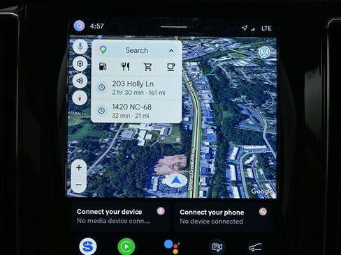 Used 2023 Volvo XC60 B5 Plus w/ Protection Package Premier image 15