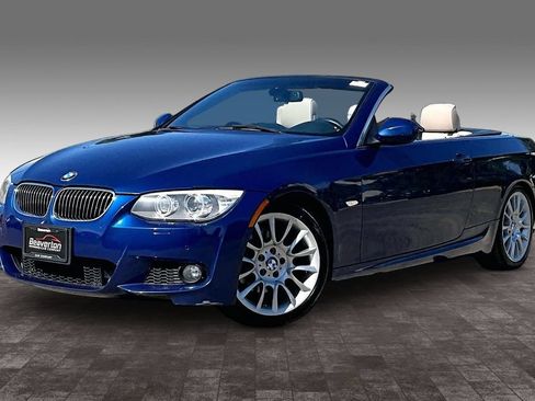 Used 2012 BMW 328i Convertible RWD image 2