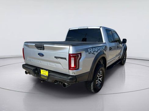 Used 2018 Ford F150 Raptor AWD/4WD image 3