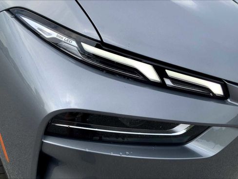 Used 2026 BMW X7 xDrive40i w/ Premium Package image 13