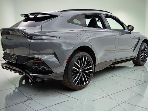 Used 2023 Aston Martin DBX 707 AWD/4WD image 9