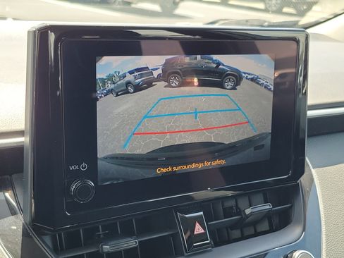 Used 2024 Toyota Corolla LE FWD image 23