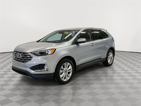 Used 2024 Ford Edge Titanium image 6