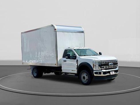 New 2025 Ford F550 2WD Regular Cab Super Duty w/ XLT Value Package image 3