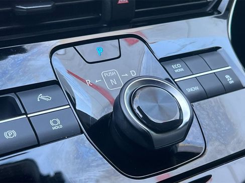 Used 2024 Toyota bZ4X XLE image 24