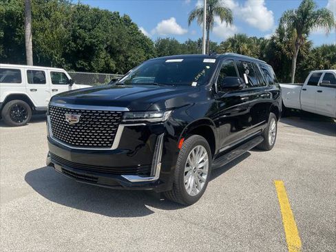 Used 2022 Cadillac Escalade ESV Luxury RWD image 2