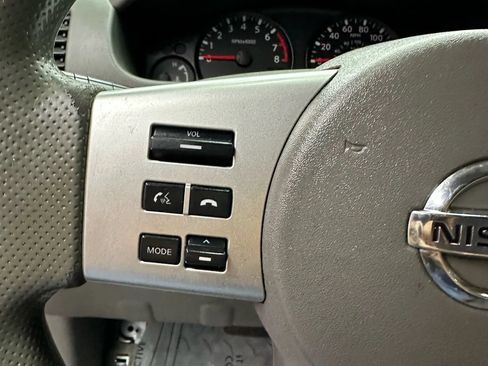 Used 2018 Nissan Frontier SV RWD image 16