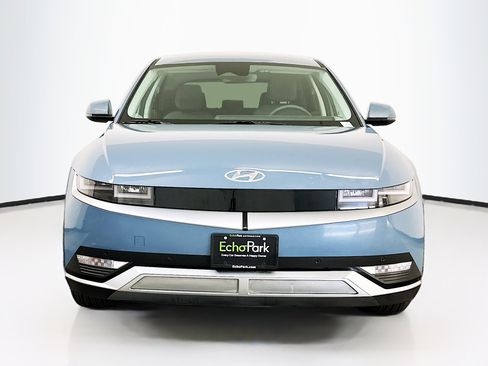 Used 2024 Hyundai Ioniq 5 SEL image 2