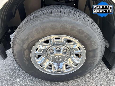 Used 2020 Nissan NV 3500 SL w/ Navigation Package image 11