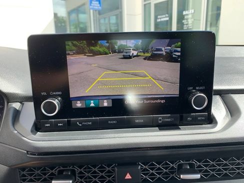 Certified 2023 Honda Accord EX image 19