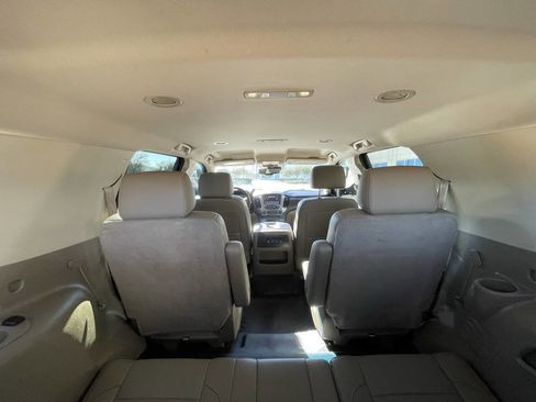 Used 2016 Chevrolet Tahoe LT image 12