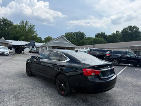 Used 2019 Chevrolet Impala LT FWD image 3