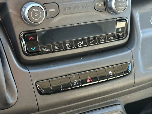 New 2025 RAM ProMaster 2500 image 39