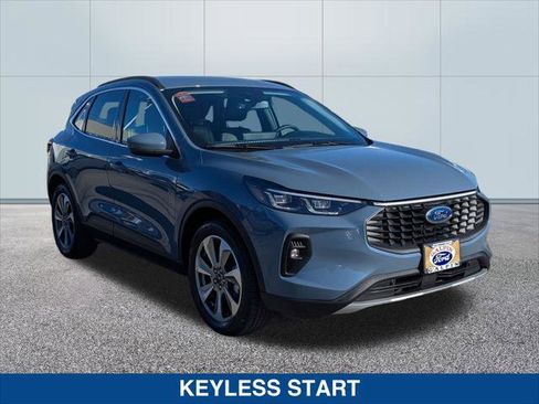 Certified 2025 Ford Escape Platinum image 7