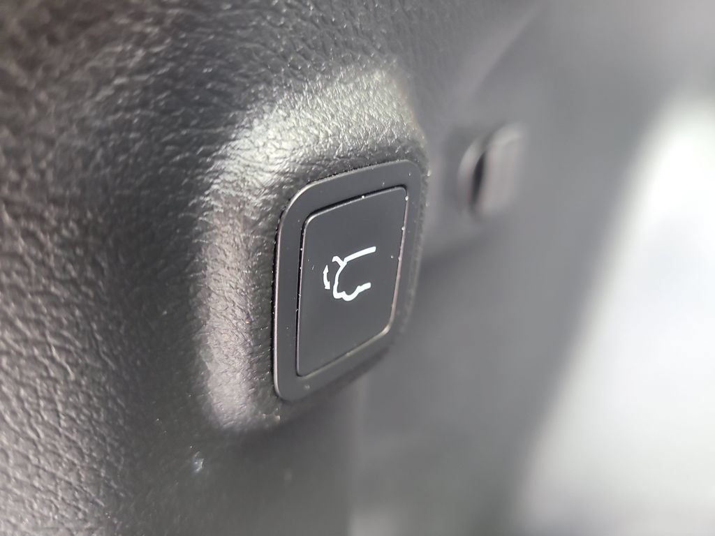 Used 2023 Jeep Cherokee Altitude Lux AWD/4WD image 11