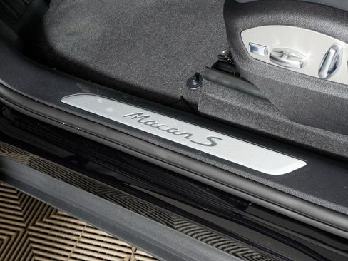 New 2026 Porsche Macan S image 17