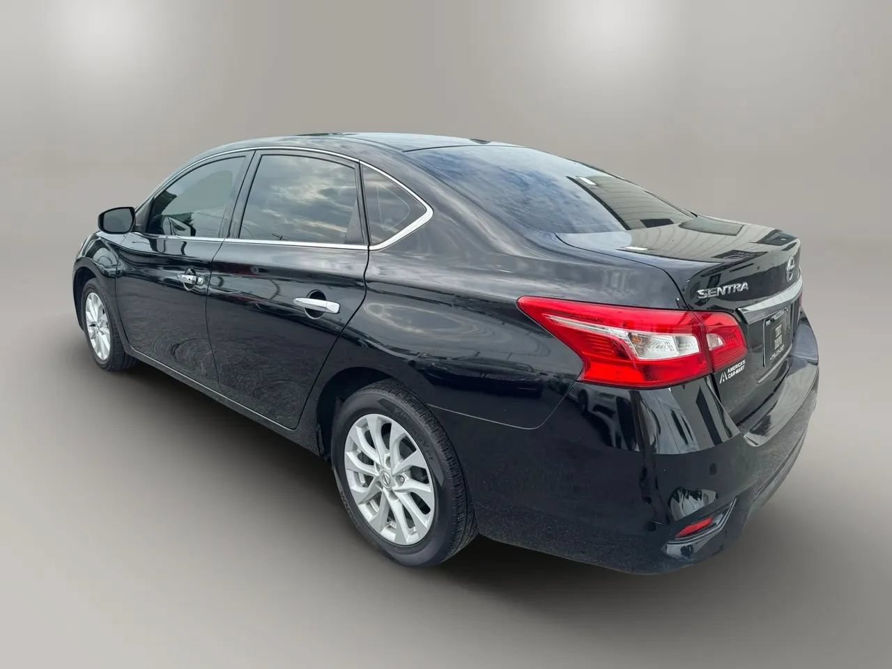 Used 2019 Nissan Sentra SV FWD image 8