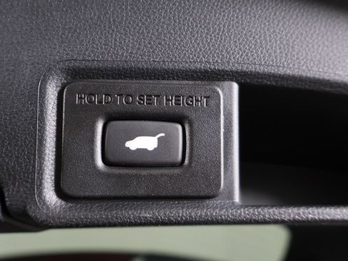 Used 2024 Acura RDX SH-AWD image 16