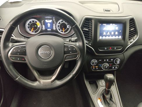 Used 2021 Jeep Cherokee Latitude Lux w/ Sun & Sound Group FWD image 22
