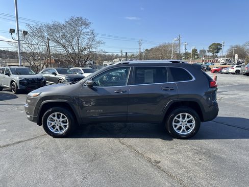 Used 2015 Jeep Cherokee Latitude w/ Comfort/Convenience Group image 6