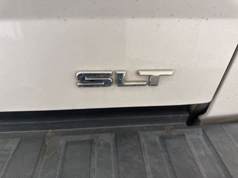 Used 2017 GMC Sierra 1500 SLT w/ Texas SLT Premium Package image 17