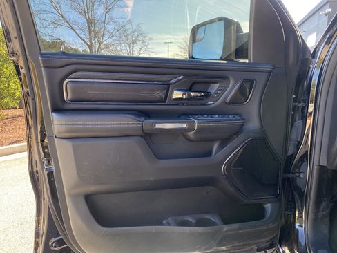 Used 2022 RAM 1500 Limited AWD/4WD image 23