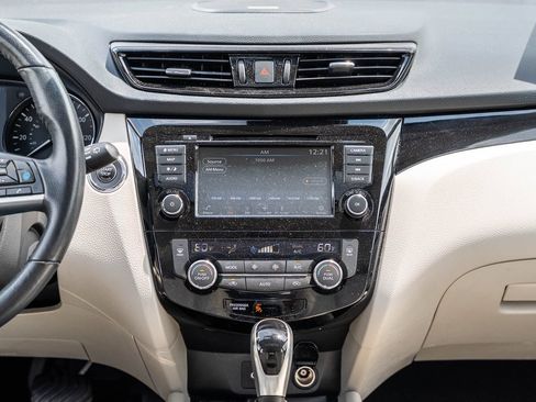 Used 2022 Nissan Rogue Sport SL w/ Premium Package AWD/4WD image 27