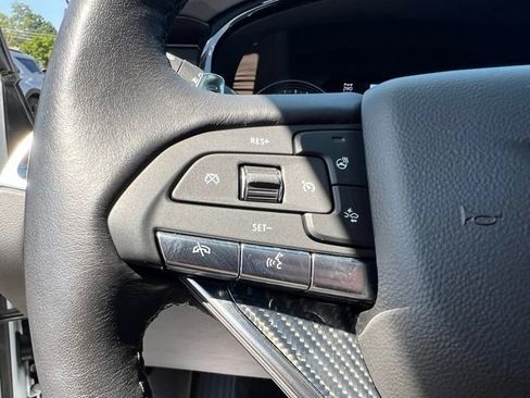 Used 2024 Cadillac XT6 Sport w/ Technology Package AWD/4WD image 10