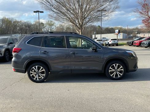 Used 2024 Subaru Forester Limited AWD/4WD image 8