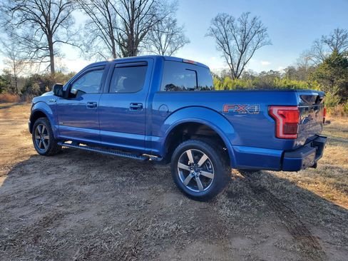 Used 2017 Ford F150 XLT w/ Equipment Group 302A Luxury image 4
