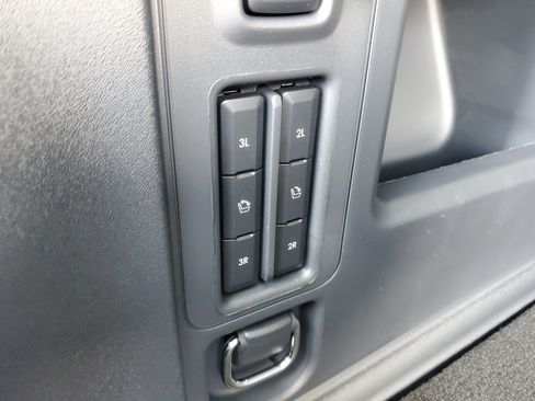 New 2026 Lincoln Navigator Reserve w/ Jet Appearance Package image 34