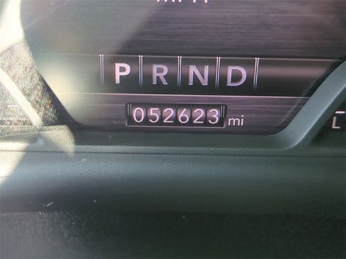 Used 2020 RAM 1500 Laramie w/ Off Road Group image 30