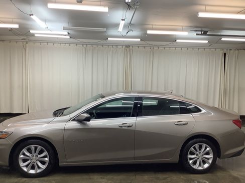 Used 2023 Chevrolet Malibu LT FWD image 9