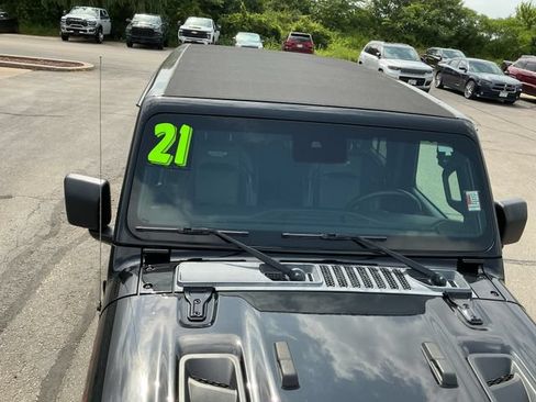 Used 2021 Jeep Wrangler Unlimited Rubicon AWD/4WD image 12