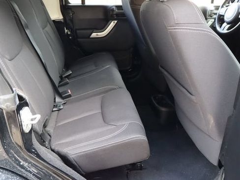 Used 2013 Jeep Wrangler Unlimited Sahara w/ Connectivity Group AWD/4WD image 16