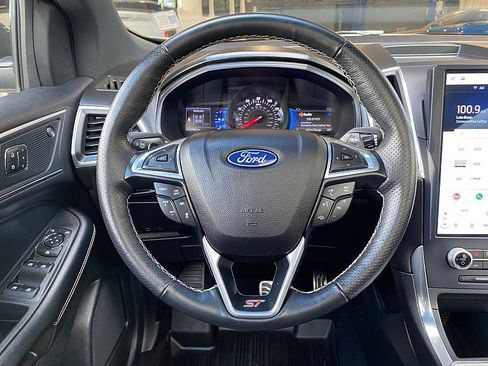 Used 2022 Ford Edge ST w/ Equipment Group 401A AWD/4WD image 18