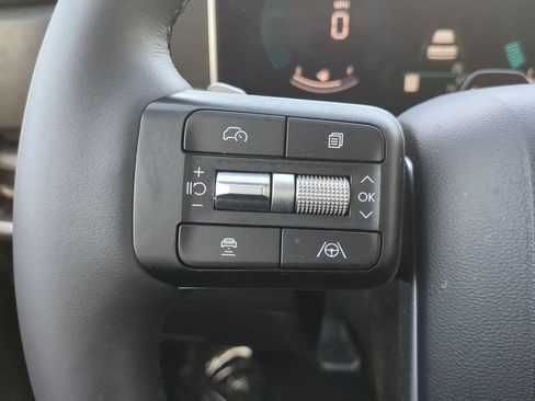 Used 2025 Hyundai Santa Fe SEL image 24