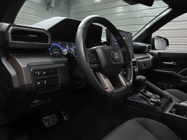 Used 2024 Toyota Tacoma TRD Sport AWD/4WD image 14