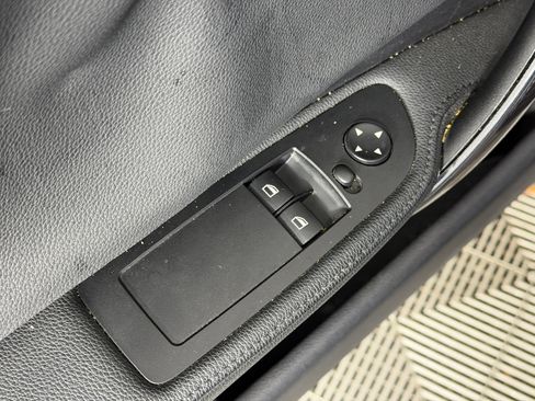 Used 2011 BMW 128i Coupe image 22